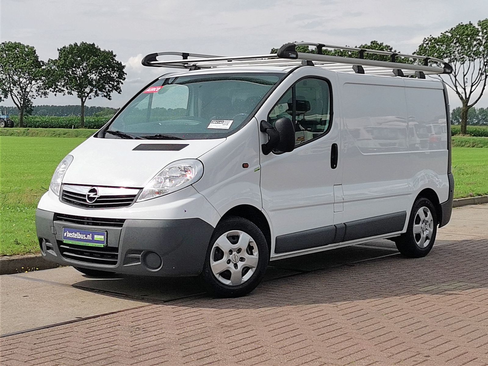 EXTERIOR DOOR OPENING LEVER FRONT RIGHT TRAFFIC II/VIVARO